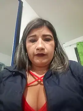 Snapshot of Hannahcandyy chatting on February 2025 02:04:01 AM Hannahcandyy online show from February 2025 02:04:01 AM