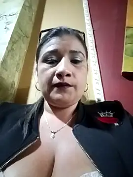 Snapshot of Hannahcandyy chatting on February 2025 11:01:01 PM Hannahcandyy online show from February 2025 11:01:01 PM