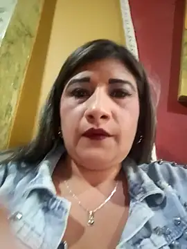 Snapshot of Hannahcandyy chatting on March 2025 10:31:02 PM Hannahcandyy online show from March 2025 10:31:02 PM