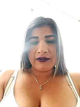 Snapshot of Hannahcandyy chatting on March 2025 04:00:02 PM Hannahcandyy online show from March 2025 04:00:02 PM