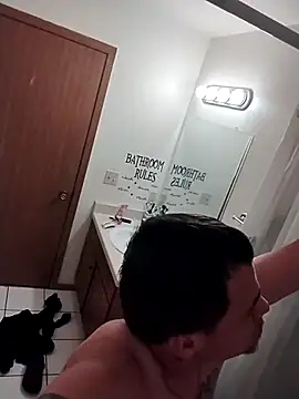 Snapshot of Reezy21stst chatting on September 2025 05:25:01 PM Reezy21stst online show from September 2025 05:25:01 PM