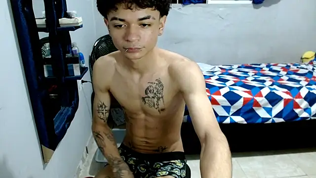 Snapshot of Lovebeng_ chatting on February 2025 02:03:02 AM Lovebeng online show from February 2025 02:03:02 AM