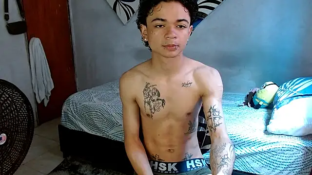 Snapshot of Lovebeng_ chatting on October 2025 02:27:02 PM Lovebeng online show from October 2025 02:27:02 PM