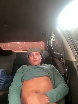 Snapshot of ZMalco2Hend8 chatting on March 2026 05:18:01 PM ZMalco2Hend8 online show from March 2026 05:18:01 PM