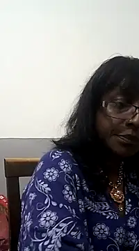 Snapshot of mamakarma1403 chatting on February 2025 01:33:01 PM mamakarma1403 online show from February 2025 01:33:01 PM