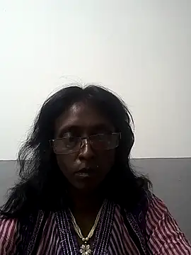 Snapshot of mamakarma1403 chatting on March 2025 12:23:02 PM mamakarma1403 online show from March 2025 12:23:02 PM