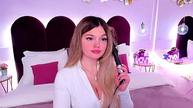 Snapshot of ZaraBloom chatting on March 2026 03:16:02 PM ZaraBloom online show from March 2026 03:16:02 PM