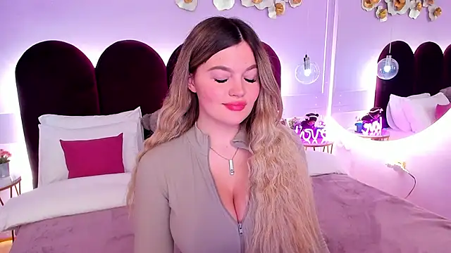 Snapshot of ZaraBloom chatting on March 2026 04:02:01 PM ZaraBloom online show from March 2026 04:02:01 PM