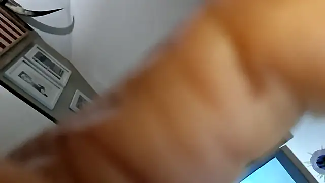 Snapshot of juiceman4 chatting on April 2026 01:07:02 AM juiceman4 online show from April 2026 01:07:02 AM