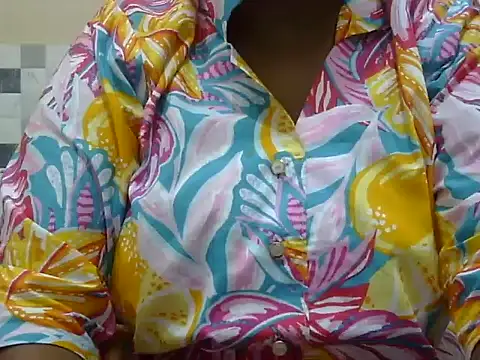 MONICA-LOVE online show from October 2025 02:02:01 PM