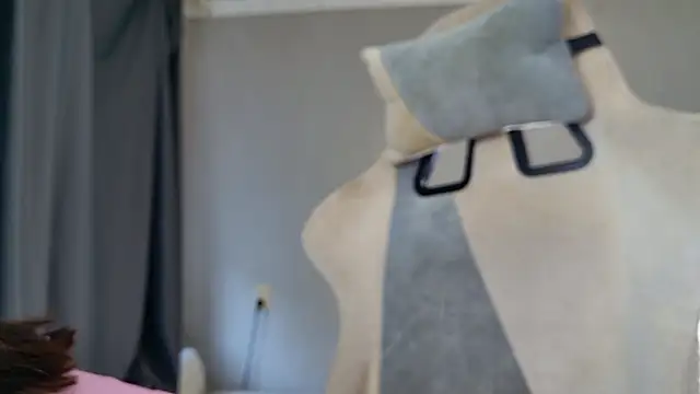 Snapshot of Miss_Mia_Murr chatting on March 2026 04:12:02 AM Miss Mia Murr online show from March 2026 04:12:02 AM