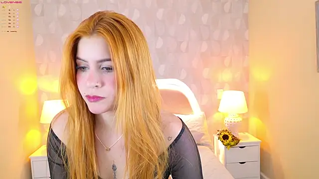 Snapshot of april_rousse chatting on March 2025 10:06:02 PM april rousse online show from March 2025 10:06:02 PM