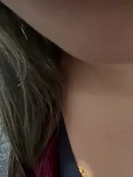 Snapshot of Gabizinhagirls chatting on April 2026 09:30:02 AM Gabizinhagirls online show from April 2026 09:30:02 AM