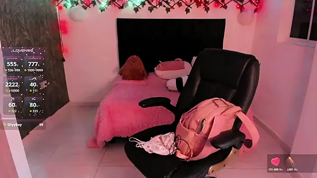 Snapshot of Lilith_Miller21 chatting on September 2025 09:15:02 PM Lilith Miller21 online show from September 2025 09:15:02 PM