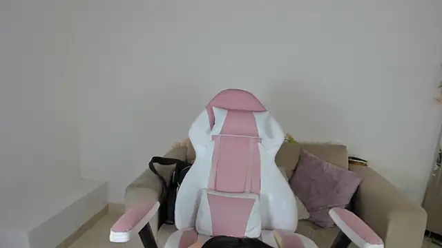 Charlotte cowell sub1  online show from December 2024 09:09:02 PM