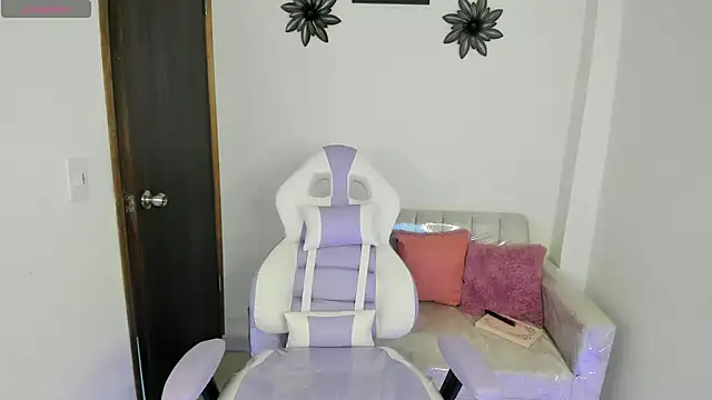 Charlotte cowell sub1  online show from March 2025 11:23:01 PM