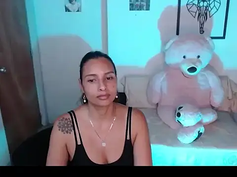 Snapshot of mykaelahoney chatting on March 2026 04:59:02 AM mykaelahoney online show from March 2026 04:59:02 AM