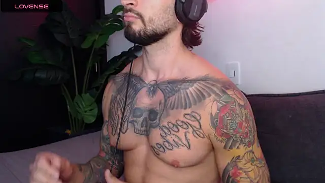 Snapshot of marco_allison43 chatting on March 2026 07:25:01 PM marco allison43 online show from March 2026 07:25:01 PM