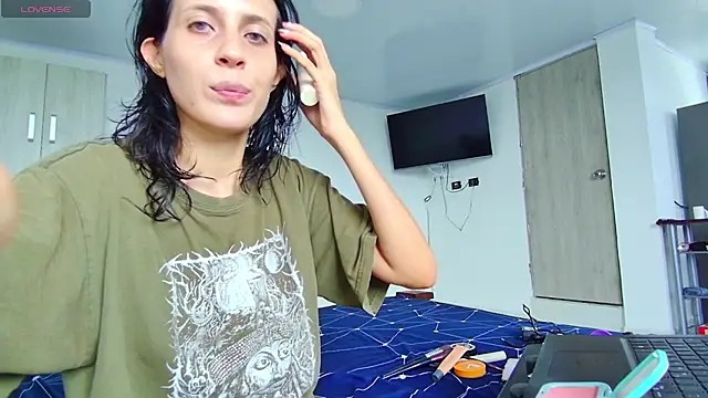 Snapshot of bellatrix25 chatting on July 2026 02:54:01 PM bellatrix25 online show from July 2026 02:54:01 PM