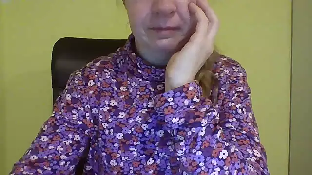 Snapshot of fajnaniunia88888 chatting on April 2026 01:08:01 AM fajnaniunia88888 online show from April 2026 01:08:01 AM