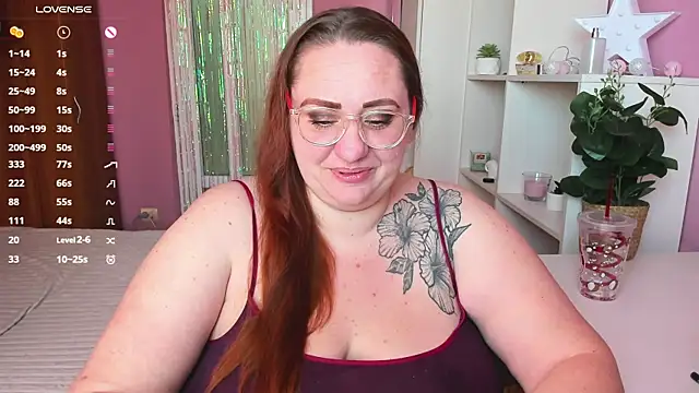 Snapshot of lovely_adelle chatting on December 2024 11:18:01 AM lovely adelle online show from December 2024 11:18:01 AM