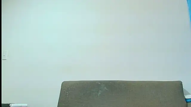 Snapshot of thomas_gun chatting on May 2026 01:46:02 AM thomas gun online show from May 2026 01:46:02 AM