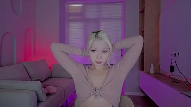 Snapshot of RileyMee chatting on September 2025 01:28:01 AM RileyMee online show from September 2025 01:28:01 AM