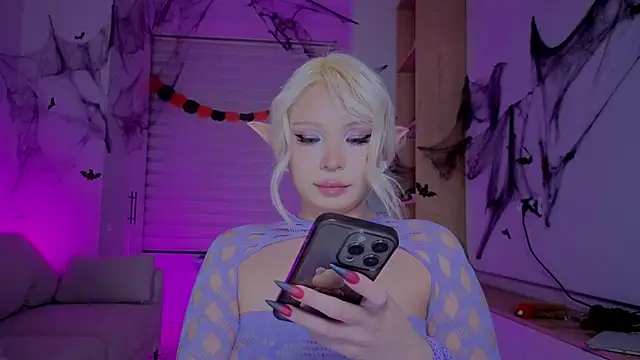 Snapshot of RileyMee chatting on October 2025 02:21:02 PM RileyMee online show from October 2025 02:21:02 PM