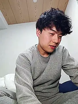 whitebriefboy online show from February 2025 03:15:02 PM