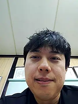 whitebriefboy online show from October 2025 03:31:01 PM