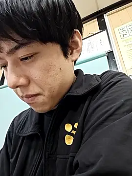 whitebriefboy online show from April 2026 04:52:02 PM