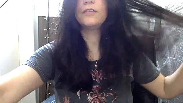 Snapshot of beatrizspbr chatting on March 2026 04:44:02 PM beatrizspbr online show from March 2026 04:44:02 PM