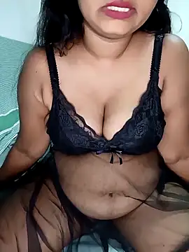 Snapshot of Reesha_99 chatting on April 2026 02:55:01 AM Reesha 99 online show from April 2026 02:55:01 AM