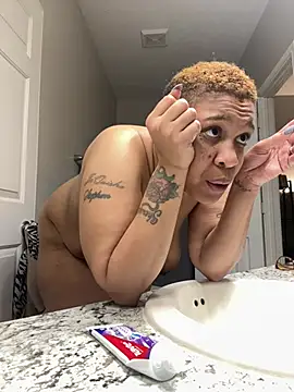 SexyHoneyRedd online show from February 2025 11:30:01 AM