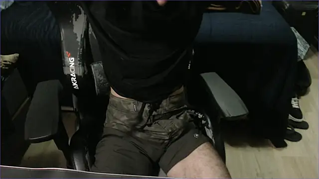 Snapshot of ViniBruv chatting on January 2026 03:55:01 AM ViniBruv online show from January 2026 03:55:01 AM