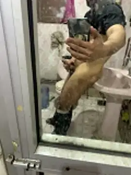 Snapshot of YawlingJingoist chatting on April 2026 10:56:02 PM YawlingJingoist online show from April 2026 10:56:02 PM