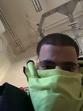 Snapshot of YawlingJingoist chatting on April 2026 02:47:01 PM YawlingJingoist online show from April 2026 02:47:01 PM