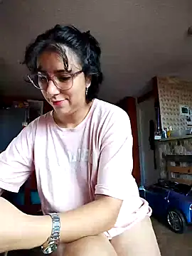 Im Alma  online show from January 2025 01:28:01 PM