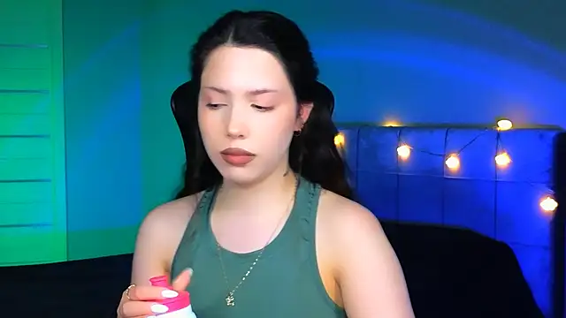 Stacy Gonzales  online show from March 2025 09:06:01 AM