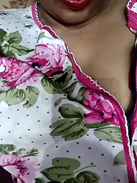 Wifesuman40 online show from December 2024 11:45:01 AM