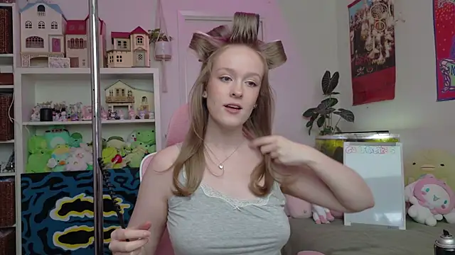 Snapshot of Daisy_Dollxo chatting on April 2026 07:08:02 PM Daisy Dollxo online show from April 2026 07:08:02 PM