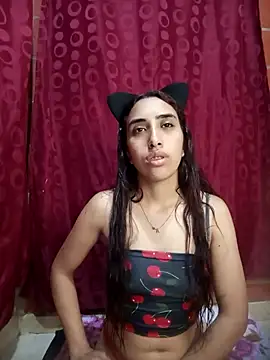 Snapshot of ifeelverywet_andhot chatting on December 2024 08:47:01 PM ifeelverywet andhot online show from December 2024 08:47:01 PM