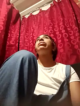 Snapshot of ifeelverywet_andhot chatting on March 2025 04:00:02 PM ifeelverywet andhot online show from March 2025 04:00:02 PM