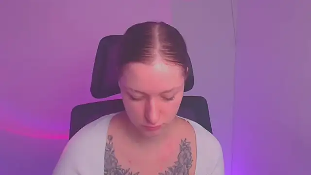 Snapshot of Fantasy_July chatting on December 2024 09:33:02 AM Fantasy July online show from December 2024 09:33:02 AM