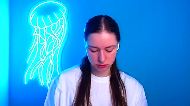 Snapshot of Fantasy_July chatting on March 2025 03:34:01 PM Fantasy July online show from March 2025 03:34:01 PM