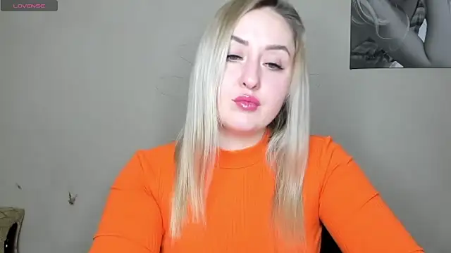 Snapshot of KennaJamess8 chatting on January 2025 05:20:01 PM KennaJamess8 online show from January 2025 05:20:01 PM