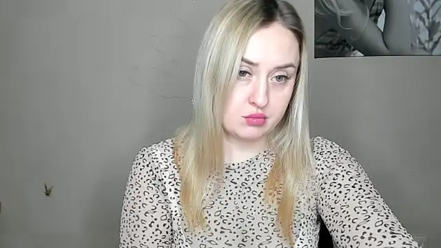 Snapshot of KennaJamess8 chatting on January 2025 05:58:01 PM KennaJamess8 online show from January 2025 05:58:01 PM