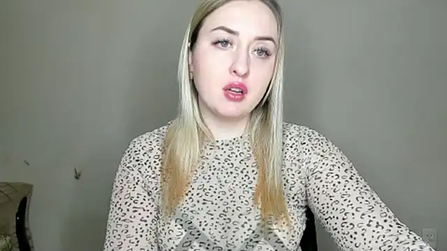 Snapshot of KennaJamess8 chatting on March 2025 07:15:02 PM KennaJamess8 online show from March 2025 07:15:02 PM