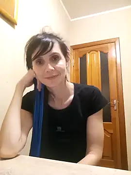 Francenia lolis online show from October 2025 09:46:02 PM