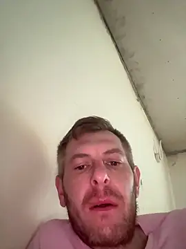 Snapshot of adrian90bi11 chatting on April 2026 06:43:02 AM adrian90bi11 online show from April 2026 06:43:02 AM